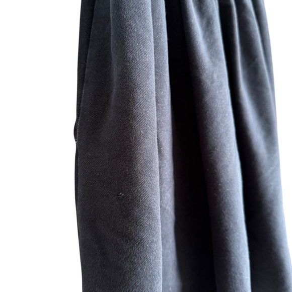 4/$25 Basic Colors Girls Navy Blue Knee Length Skirt Size 10/12 - Picture 8 of 10